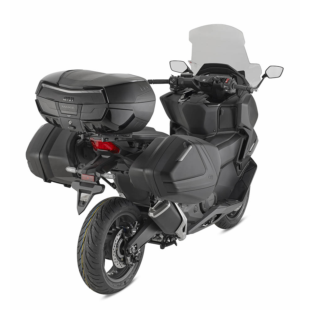 Givi - Large size plastic top-cases +40 ltr - V58NB2 MAXIA 5 Black Edition